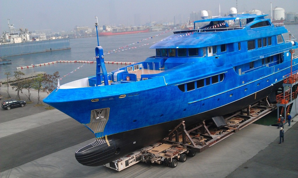 Roll out Horizon EP148 into floating dock 1. © Horizon Yachts www.horizonyacht.com